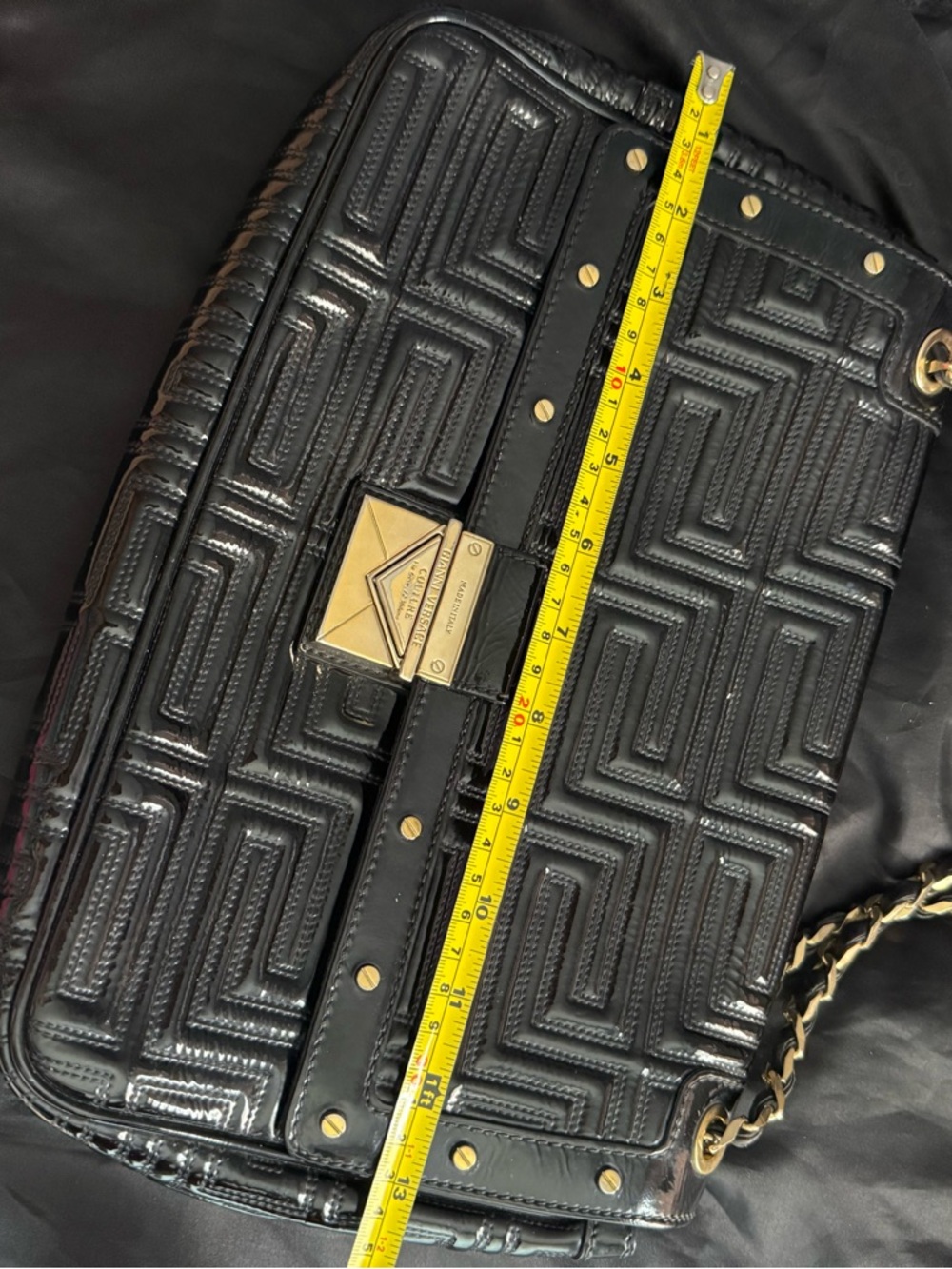 Gianni Versace black patent leather shoulder handbag purse - Picture 14 of 15